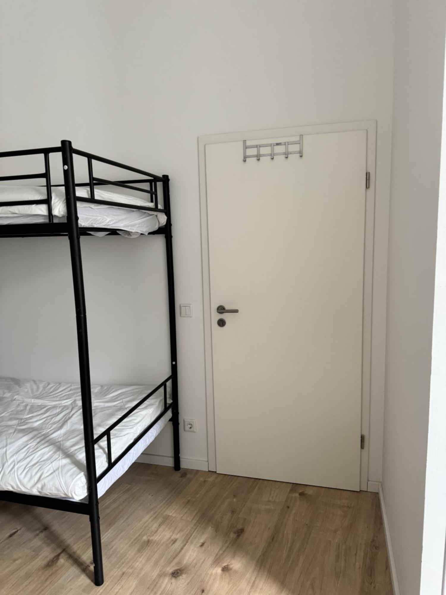 Heaven Homes - Doppelzimmer Mit Eigenem Bad Дюссельдорф Экстерьер фото